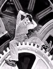 Charles Chaplin, encajado en el automatismo moderno